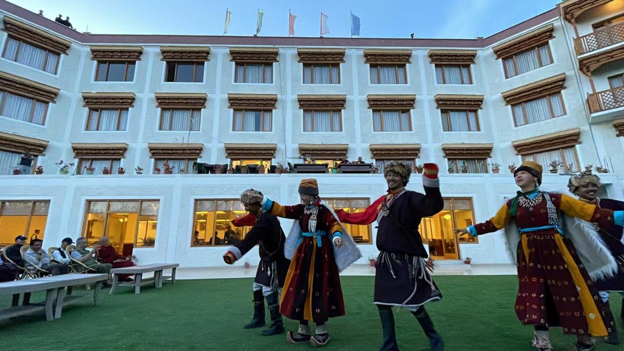 Hotel Deskitsal Leh Exterior photo