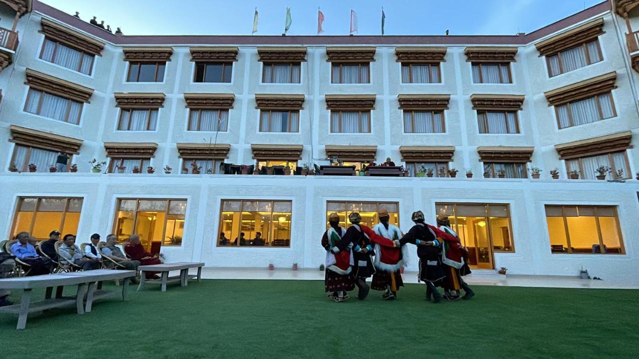Hotel Deskitsal Leh Exterior photo
